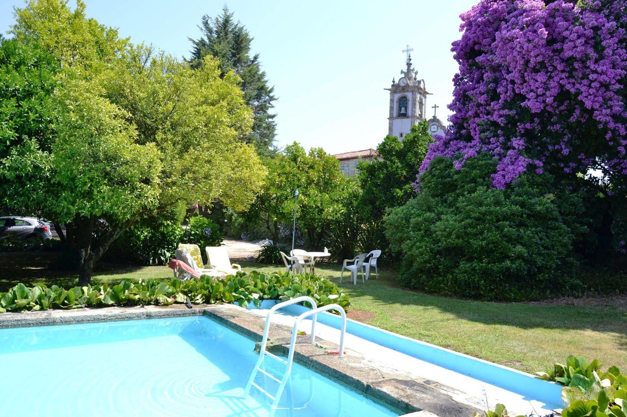 Bed and Breakfast Casa Dos Assentos De Quintiaes Barcelos Exterior foto