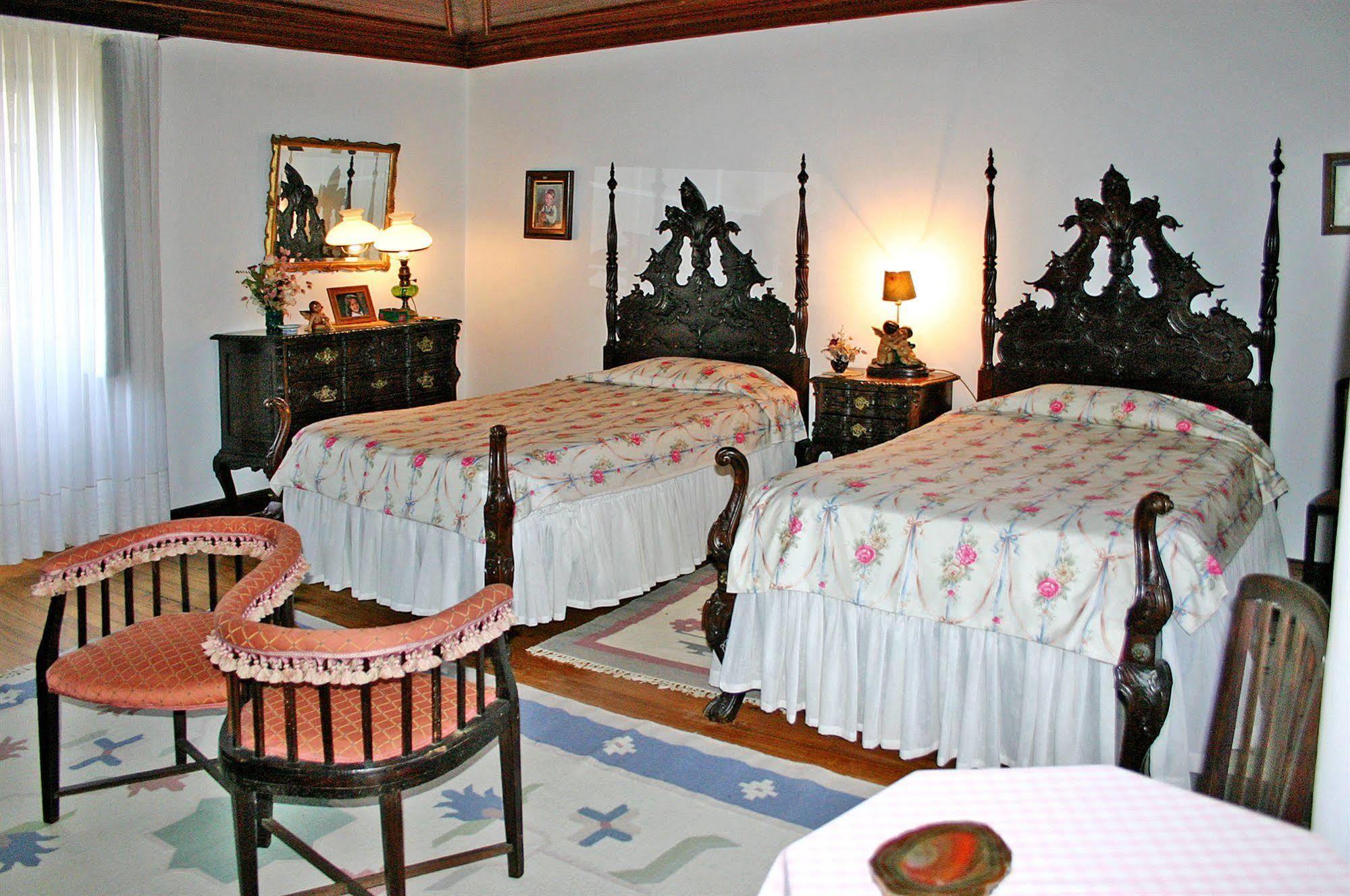 Bed and Breakfast Casa Dos Assentos De Quintiaes Barcelos Exterior foto